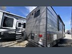 Thumbnail Photo undefined for New 2023 Coachmen Catalina 261BH